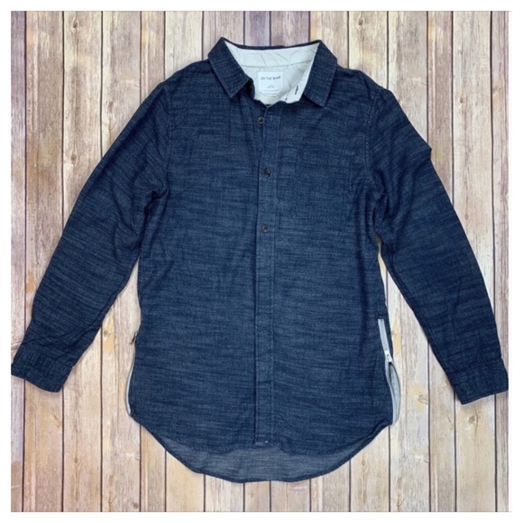 on the byas Other - ON THE BYAS• BLUE LONG BUTTON DOWN TOP